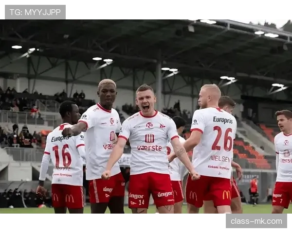 水晶宫边路火力全开,新战术助球队连战连捷 水晶宫边路火力全开,新战术助球队连战连捷