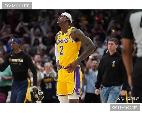 戴维斯状态回暖，持续出色表现助球队力夺关键胜利