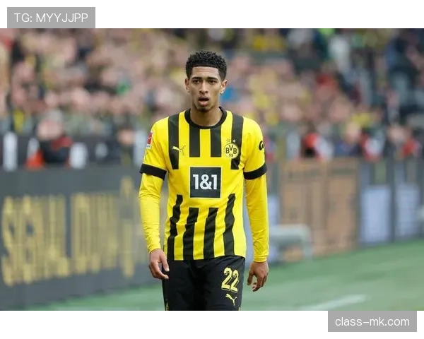 英格兰天才贝林厄姆本赛季表现稳健，持续提升中场影响力